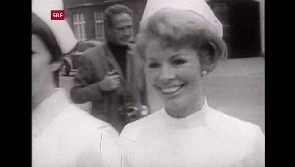 Tagesschau vor 25 Jahren - Krankenschwester-Mode - Play SRF
