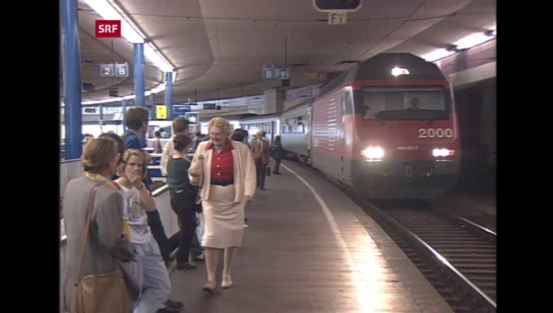 10 vor 10 Bahn 2000 redimensioniert Play SRF