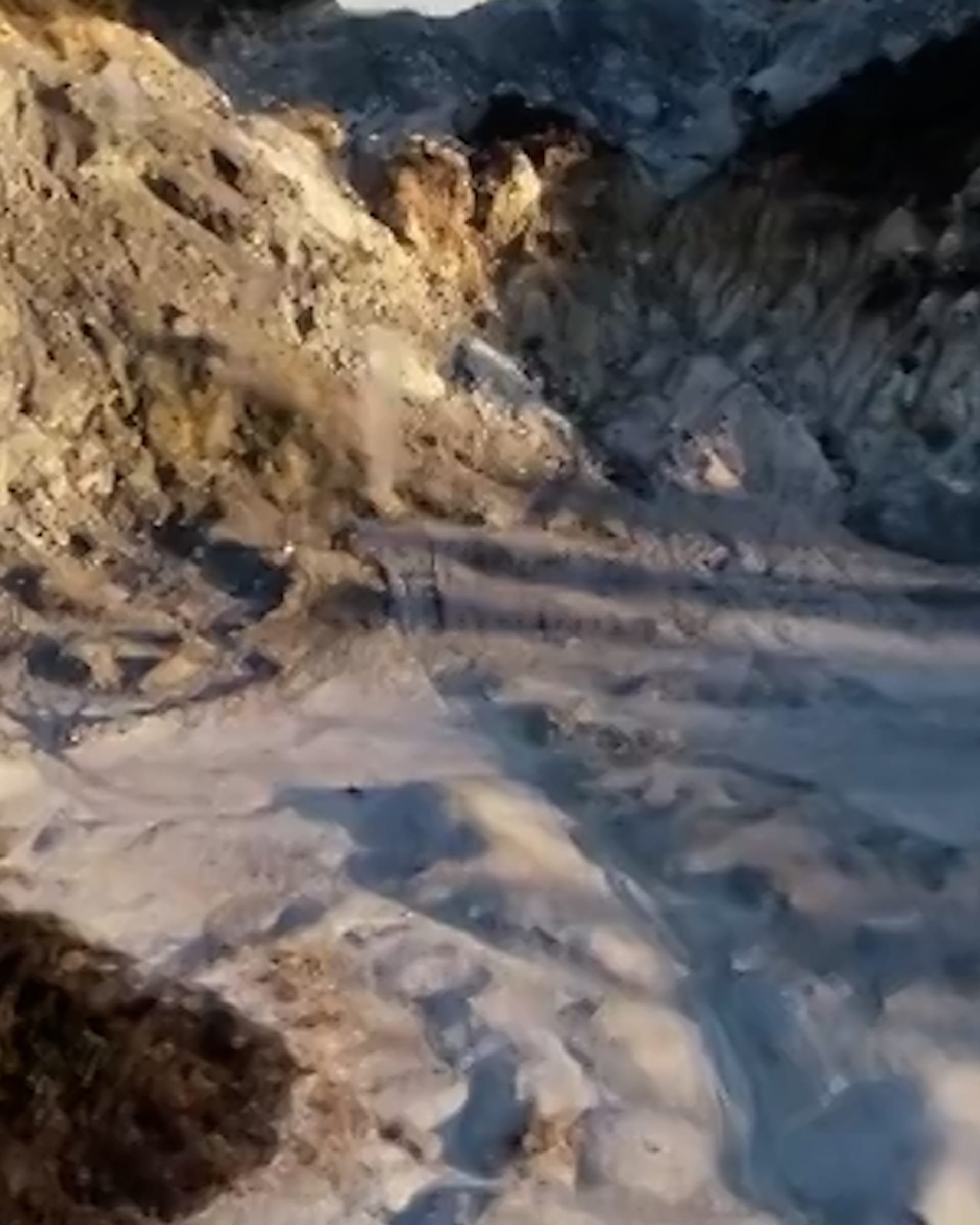 SRF News Videos - Phlegräische Felder: Super-Vulkan brodelt gewaltig SRF News Videos - Phlegräische Felder: Super-Vulkan brodelt gewaltig