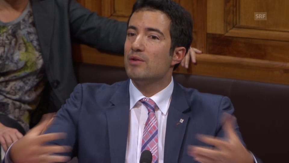 NewsClip Andrea Caroni ein MusicStar? Play SRF