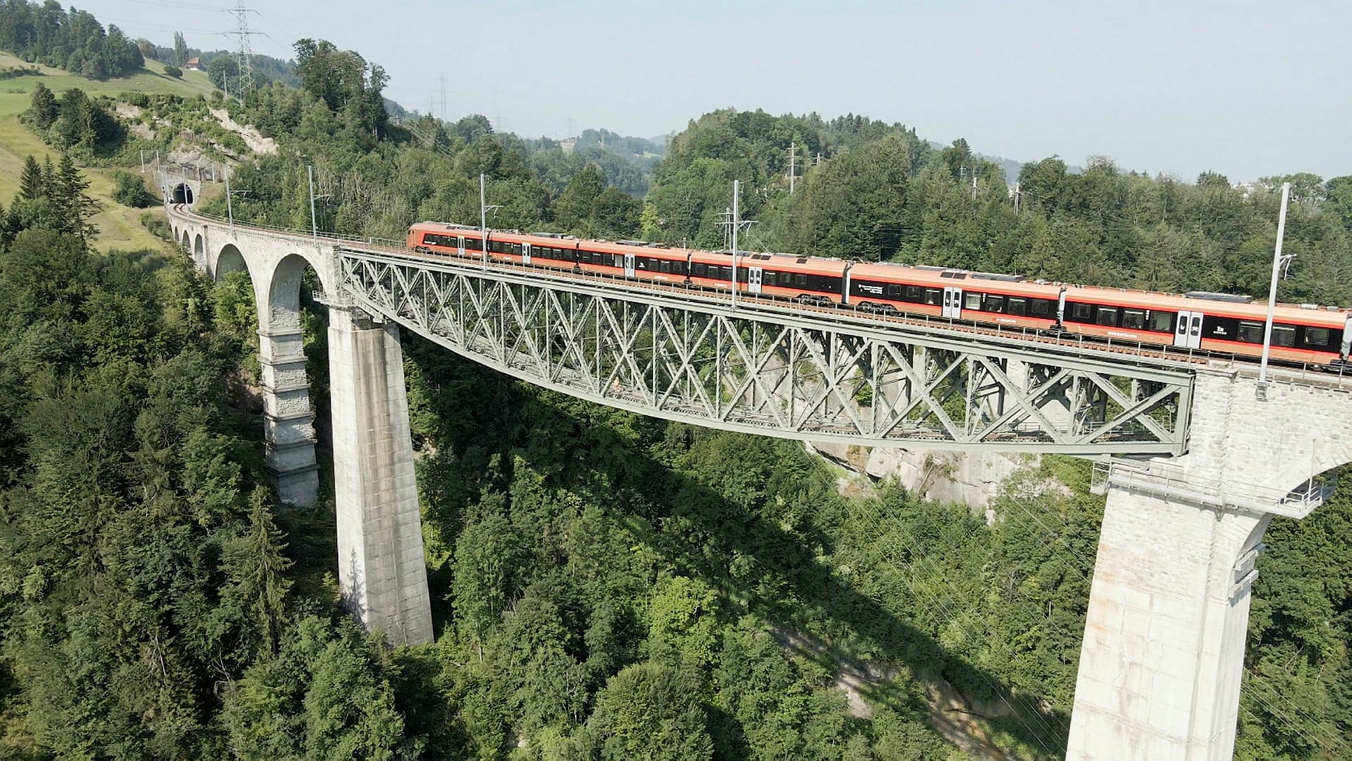 DOK Im VoralpenExpress von St. Gallen nach Luzern (Staffel 2, Folge