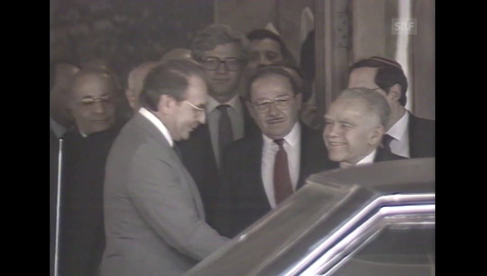 Tagesschau Sowjetischer AM Alexander Bessmertnych besucht Play SRF