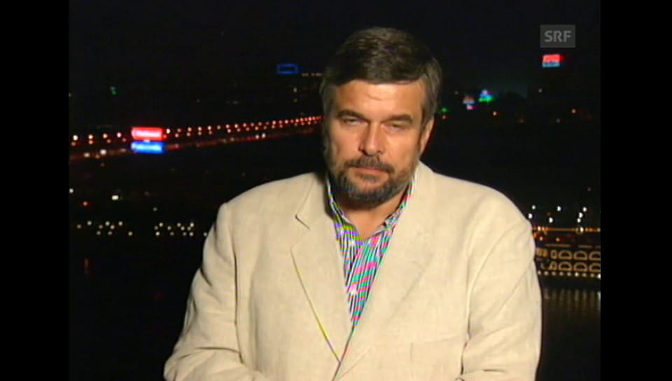 Tagesschau Besuch von BR Flavio Cotti bei den verletzten O... Play SRF