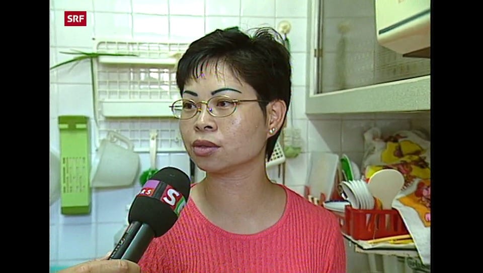 SF Spezial Hongkong Interview Frau Kwok Play SRF