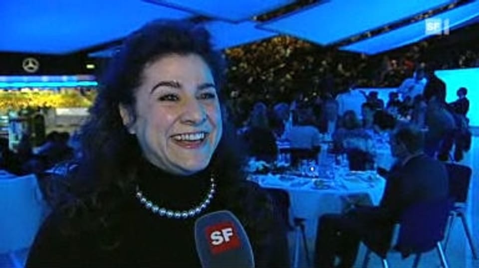 Glanz & Gloria Prominente Gesichter beim CSI Zürich Play SRF