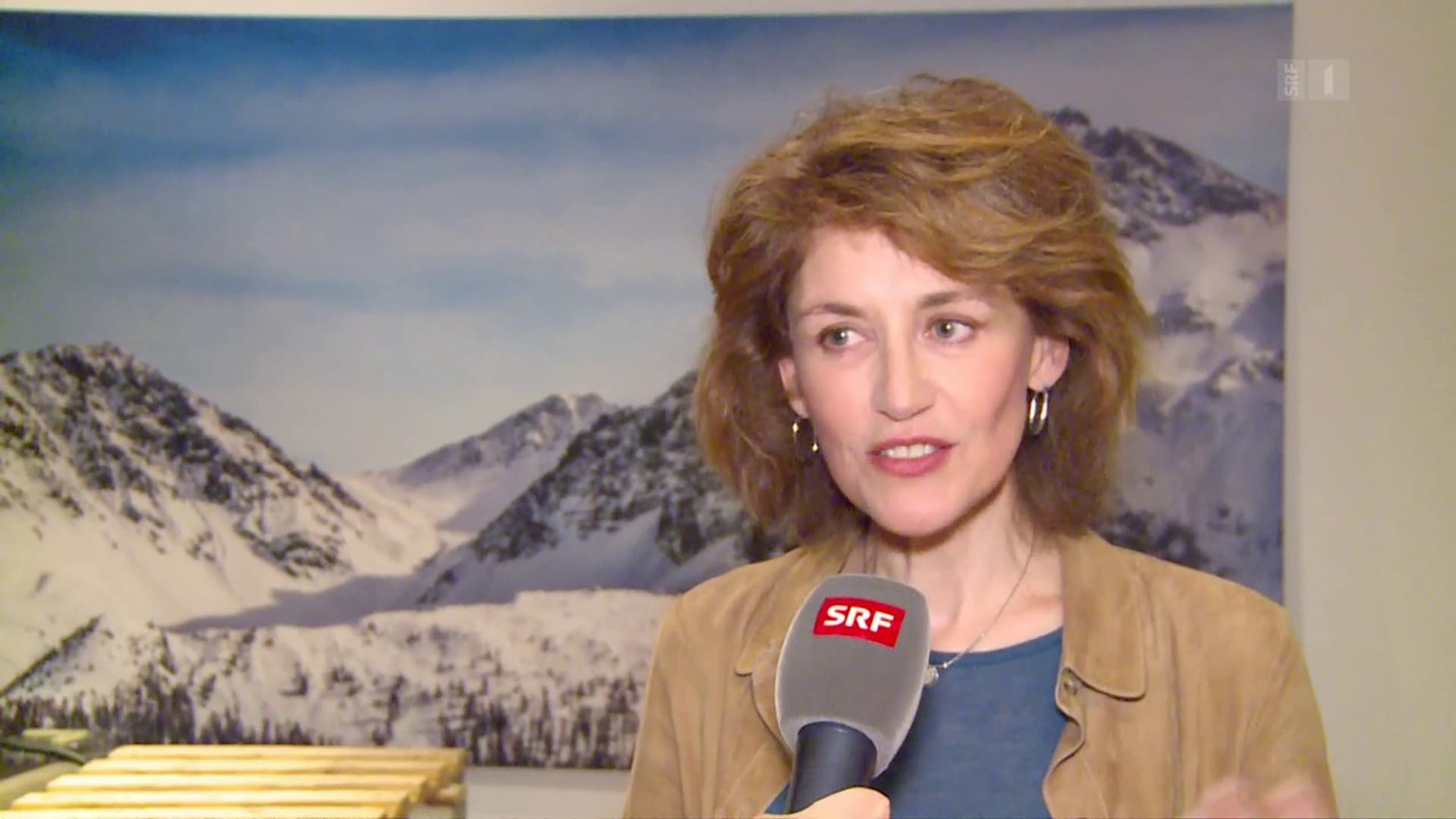 Glanz & Gloria Vom verschmähten Dialekt zur Poesie Play SRF