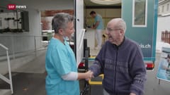 Schweiz: Eine Zahnarztpraxis auf Rädern Schweiz: Eine Zahnarztpraxis auf Rädern