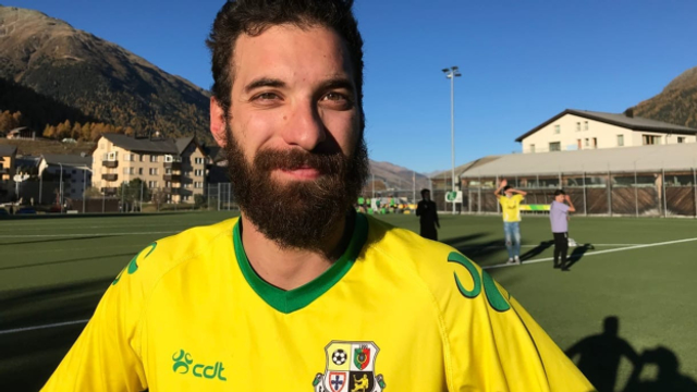 Svizra – Portugal: il fan portugais rumantsch Fabio Martins