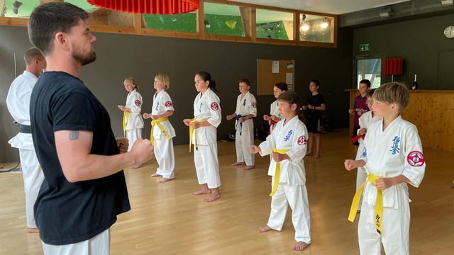 Il sport da karate en l'Engiadina