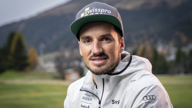Jonas Baumann avant sia emprima cursa a Planica
