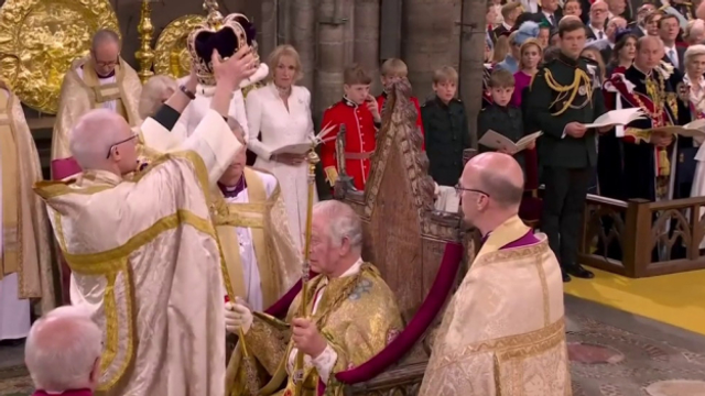 Encurunaziun da Charles e Camilla: Observaziuns da la ceremonia