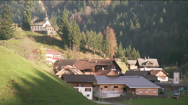 Kein Empfang In Neuer Wohnung Swisscom Bindet Rentnerin Trotz Funkloch An Handy Abo News Srf