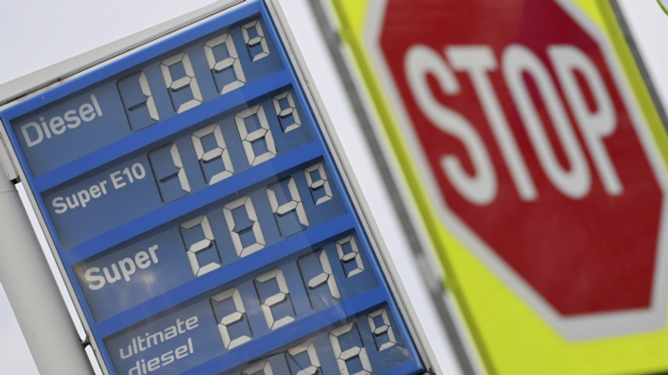 Öl- und Benzinpreise steigen massiv