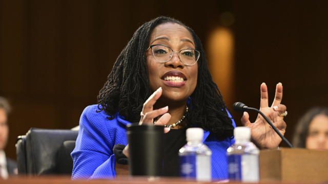 Ketanji Brown Jackson könnte die erste schwarze Richterin am Supreme Court werden