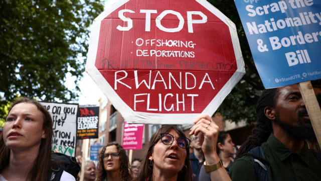 London startet mit Abschiebungen nach Ruanda