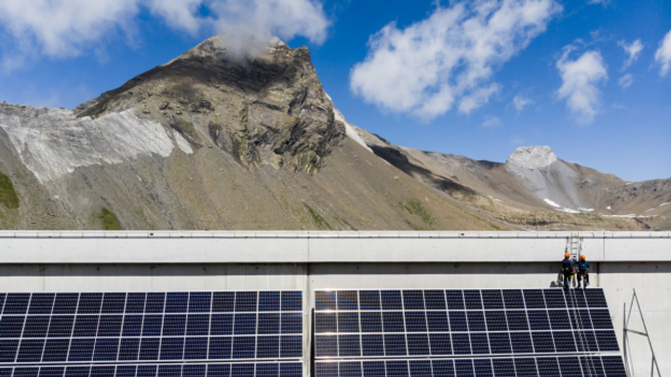 Axpo steht mit Milliarden-Solarprojekt unter Zugzwang