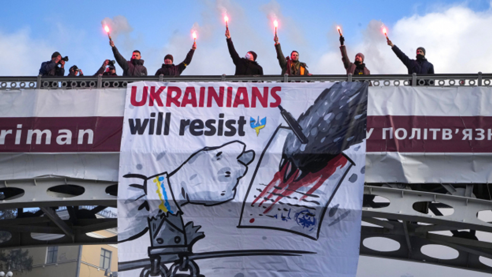 Ukraine-Krise: Verschiedene Länder ziehen Diplomaten aus Kiew ab