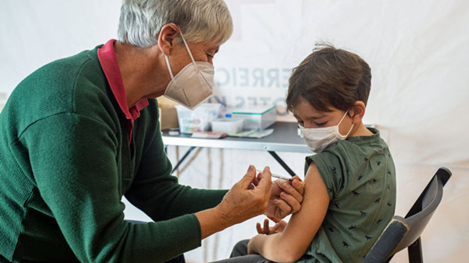 Corona-Impfung: Engpässe in den Kantonen
