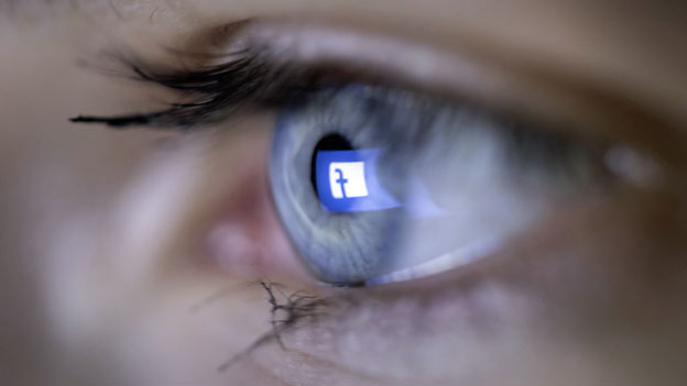 Werbung In Sozialen Medien Automatische Platzierung Bei Facebook Birgt Risiken Fur Firmen News Srf