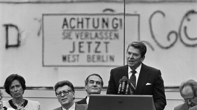 «Tear down this wall»: Reagans prophetische Rede